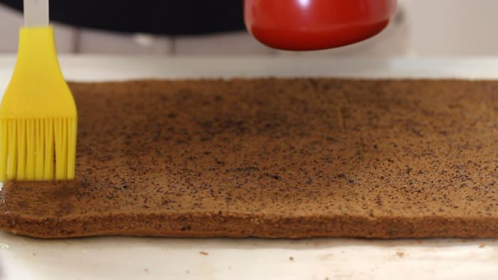 swiss-roll-jelly-roll-sponge-cake2