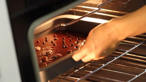 Bake at 180 degrees C.