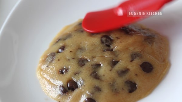 microwave-chocolate-chip-cookie-recipe4