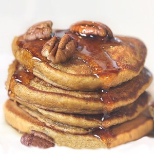 Fluffy Pumpkin Pancakes – Eggless Fall Recipe