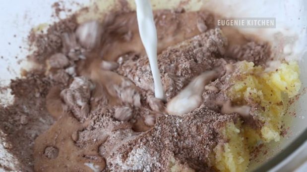 eggless-chocolate-cupcakes-recipe1