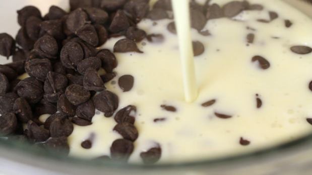 no-bake-chocolate-pie4