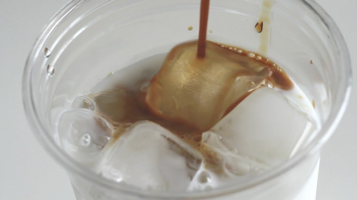 iced-caramel-macchiato-recipe5