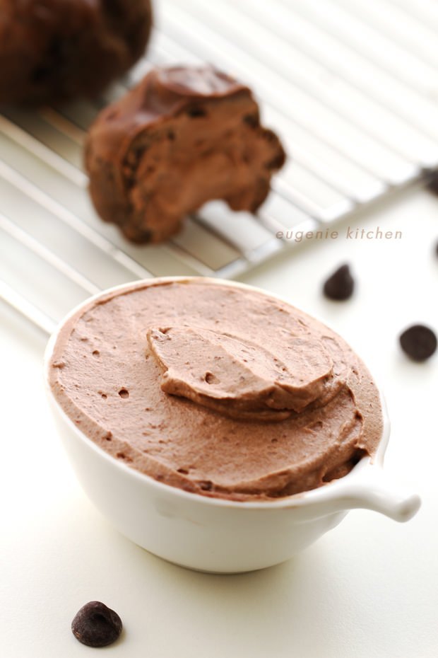 Chocolate Whipped Cream - Eugenie Kitchen