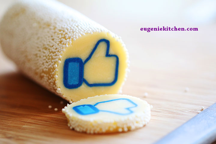 facebook-thumbs-up-cookies-eugenie-kitchen02