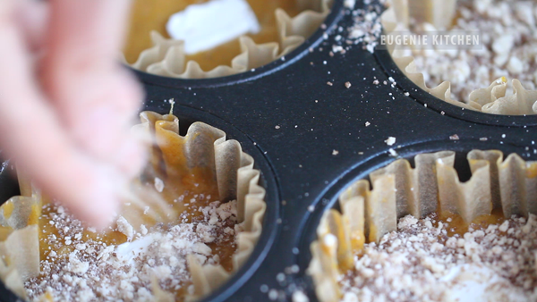 pumpkin-cream-cheese-muffins.011